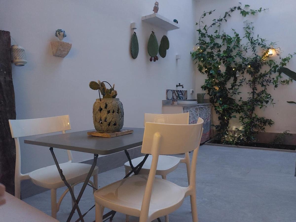 Mimar Casa Vacanze Charme Ed Eleganza Maruggio Εξωτερικό φωτογραφία